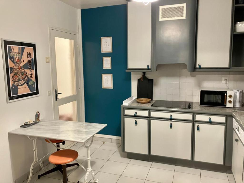Maison Familiale Dans Une Rue Paisible Gouville-sur-Mer Extérieur photo