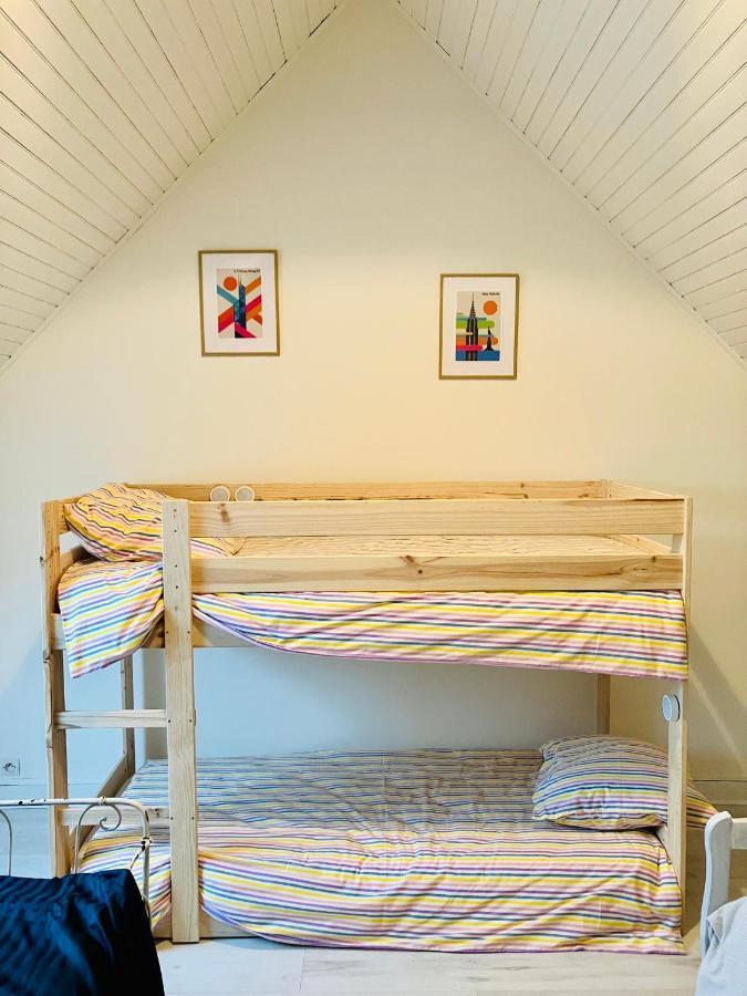 Maison Familiale Dans Une Rue Paisible Gouville-sur-Mer Extérieur photo